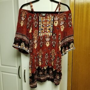 👙💮Angie off shoulder adjustable strap boho print/embroidered top